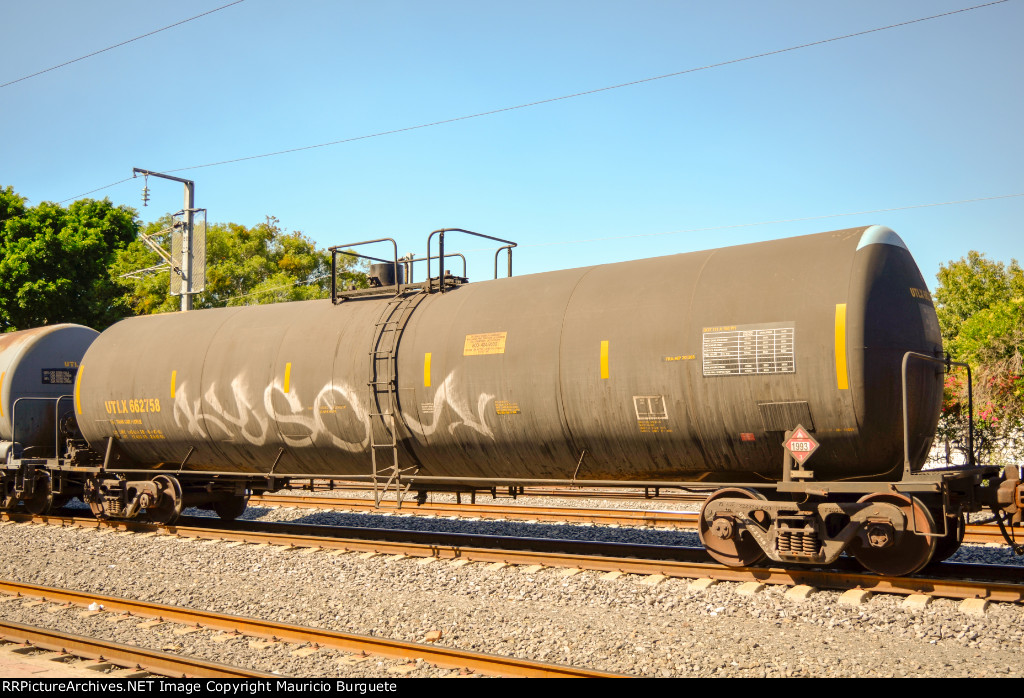 UTLX Tank Car